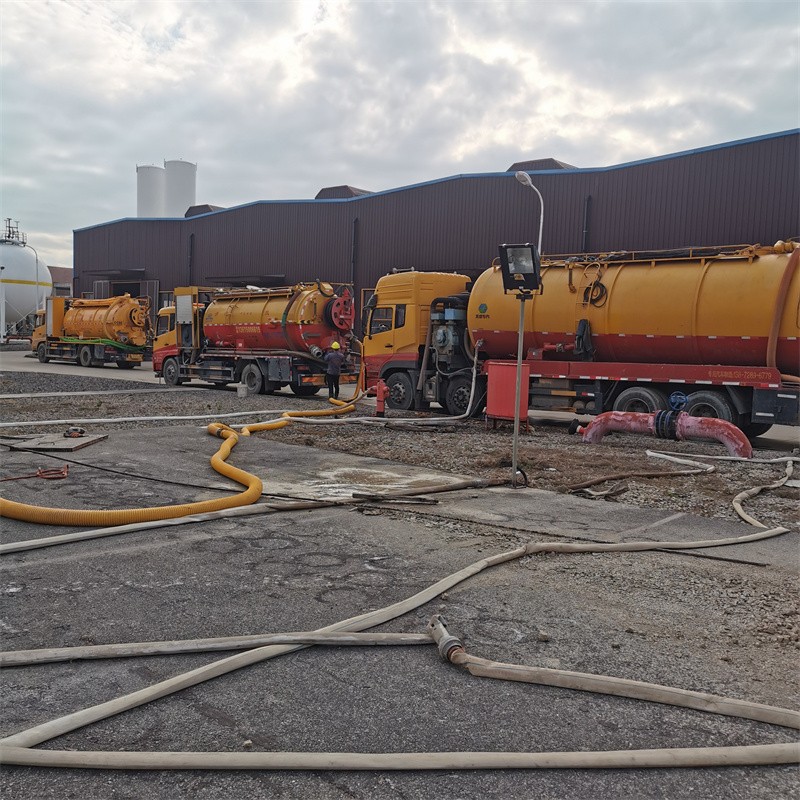 赤坎污水池清理